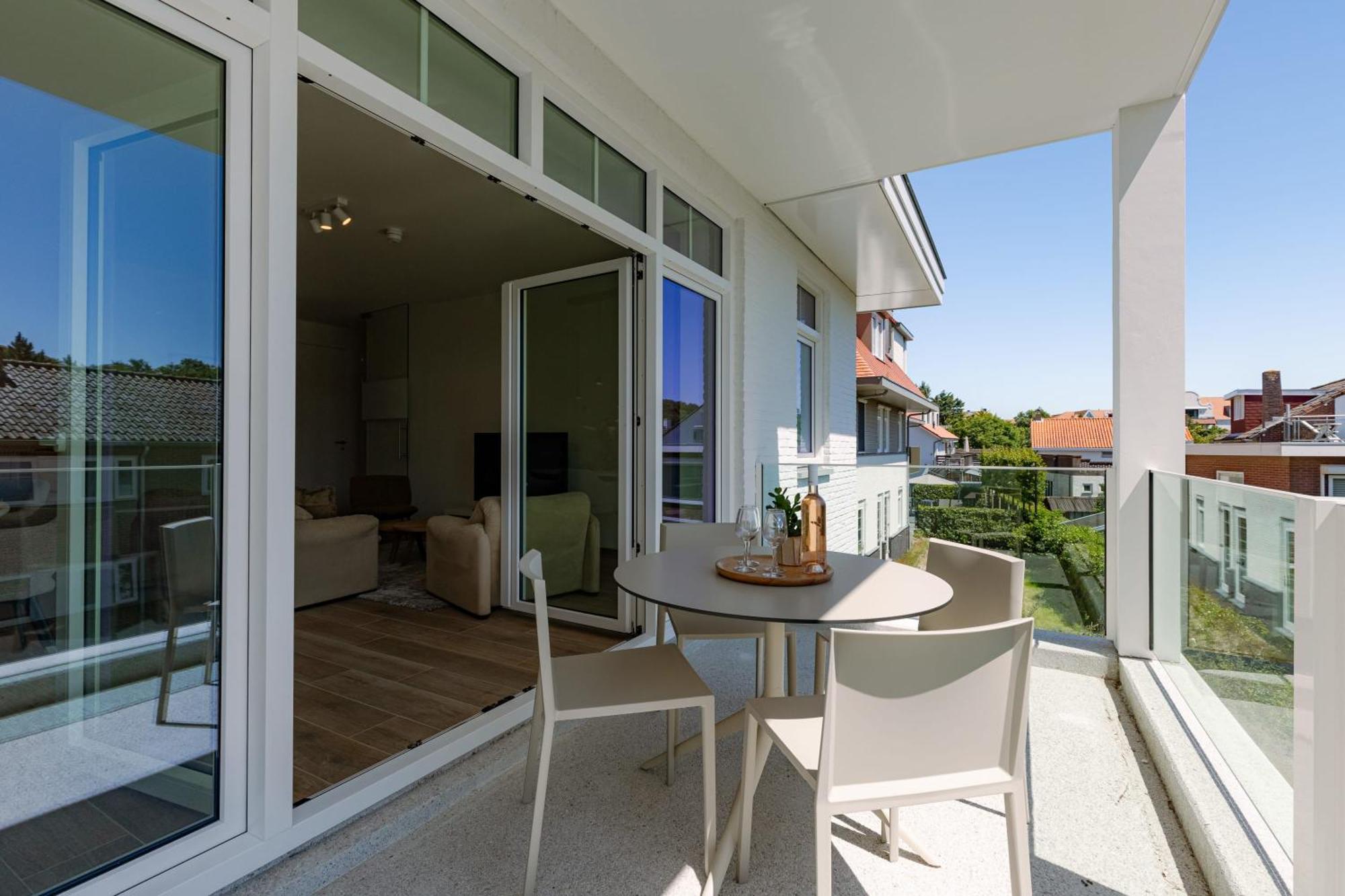 Huswell - Pet-Friendly Getaway Near Cadzand Beach Exterior photo